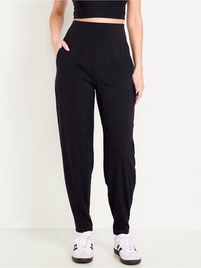 Old Navy Studio Smooth High-Waisted Jogger